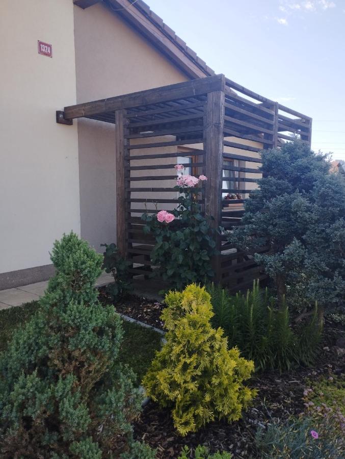 Apartmany Audy 2 Mníšek pod Brdy Exteriör bild